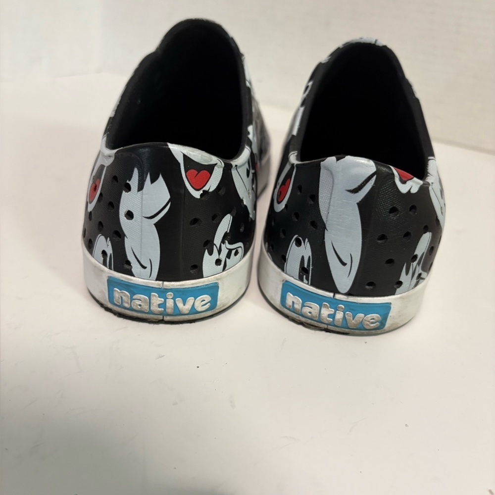 Disney x Native Black Mickey Mouse Slip On Water Shoes Disney Black Red White - Picture 7 of 14